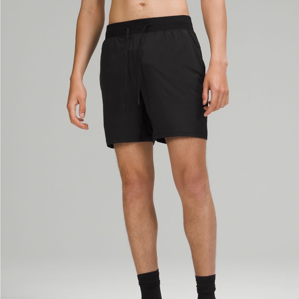 Lululemon T.H.E shorts 7” size M Black